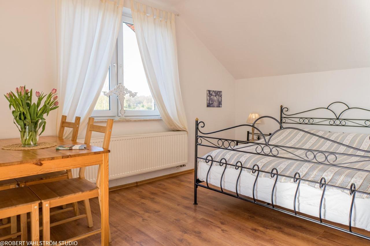 Osrodek Wypoczynkowy Swallow Apartamento Grzybowo  Exterior foto