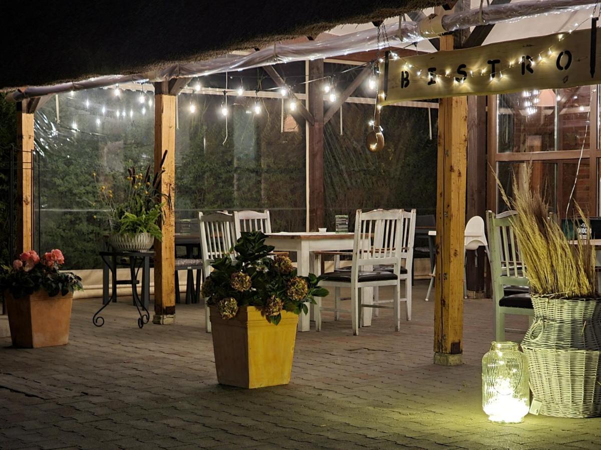 Osrodek Wypoczynkowy Swallow Apartamento Grzybowo  Exterior foto