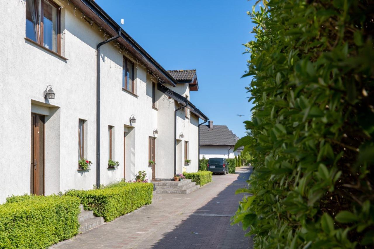 Osrodek Wypoczynkowy Swallow Apartamento Grzybowo  Exterior foto